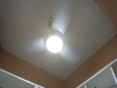 Ventilatoare de tavan dormitor garsoniera Amzei Bucuresti Regim Hotelier